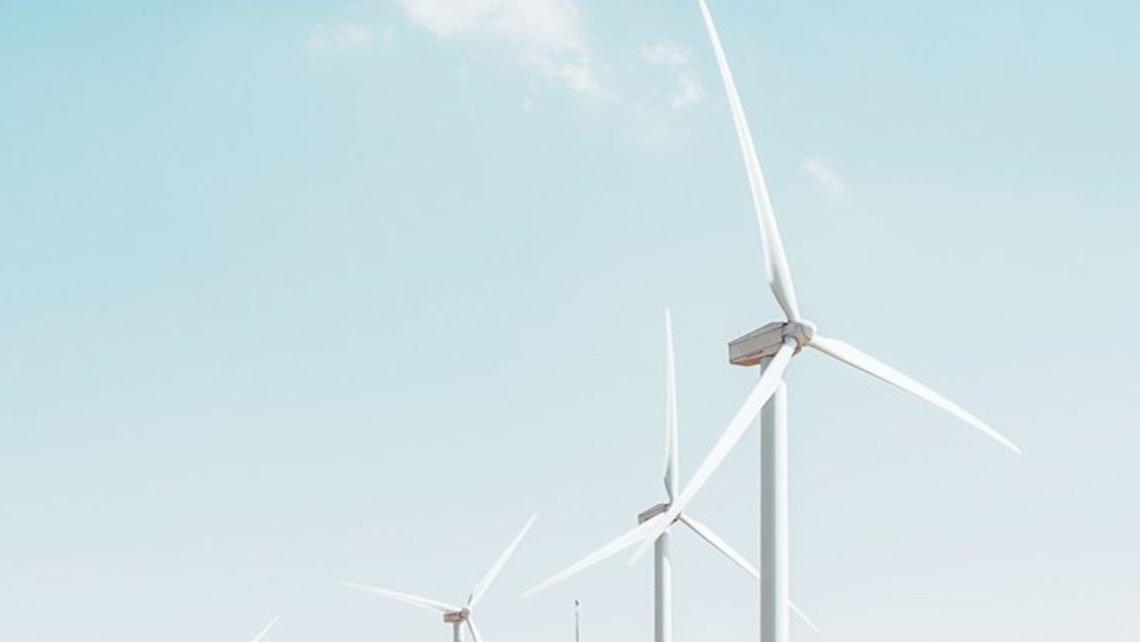 Morrison agrees to sell CSC's interest in Macarthur Wind Farm